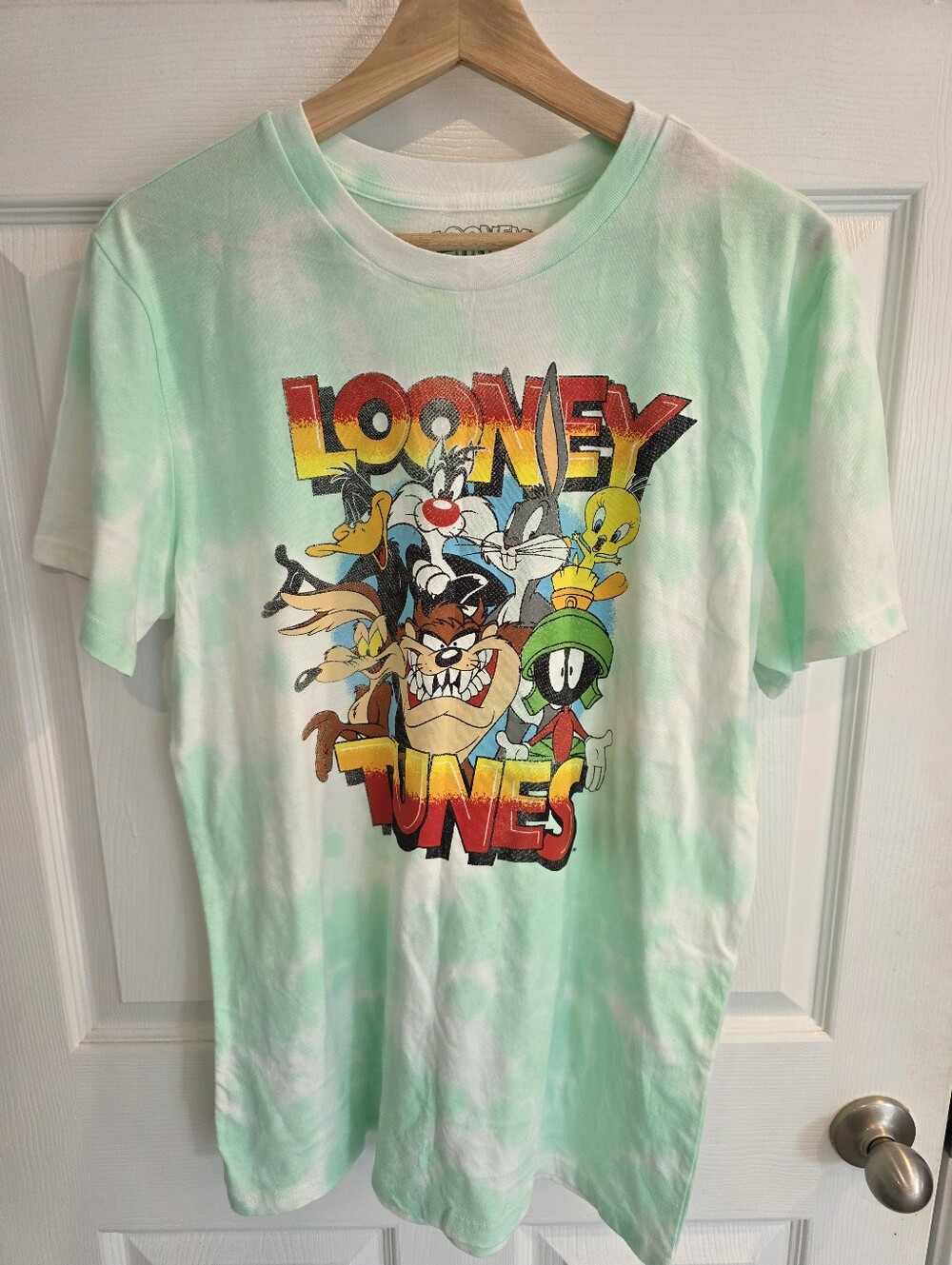 Looney Tunes Mint Green Tie-Dye Graphic Tee Medium